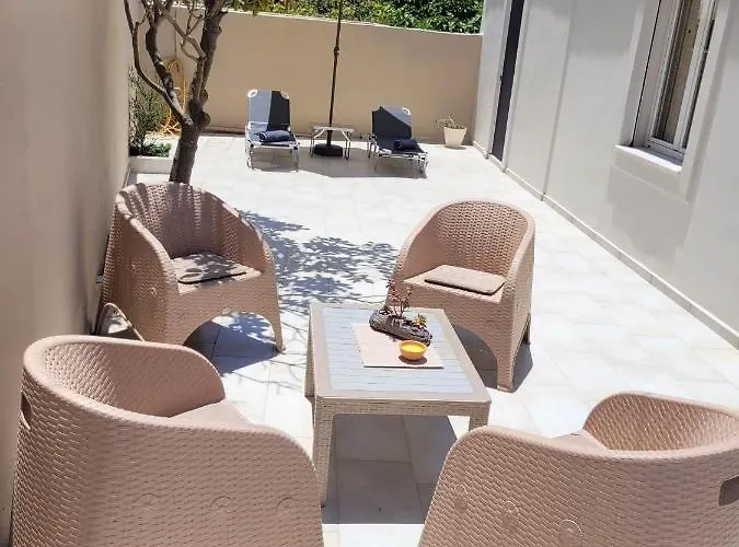 Hygge Chania Feriehus *