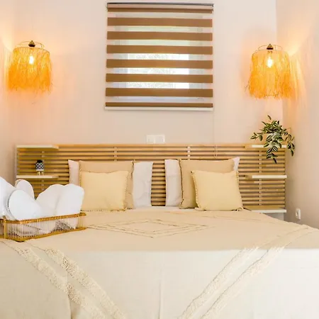 Hygge Chania * חאניה